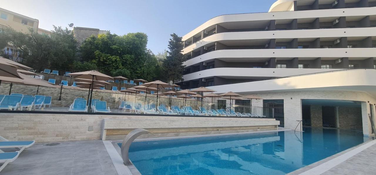 Montenegrina Hotel & Spa All-Inclusive Becici  Exterior photo